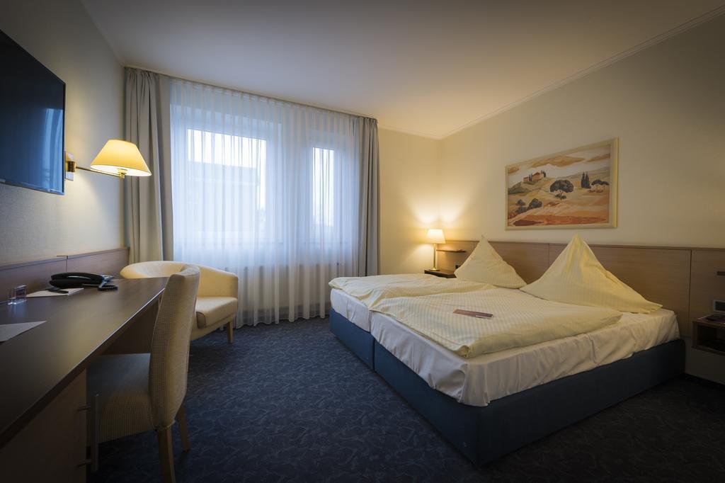 Hotel Luecke Райне Экстерьер фото
