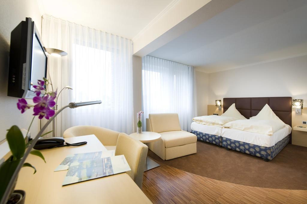Hotel Luecke Райне Экстерьер фото
